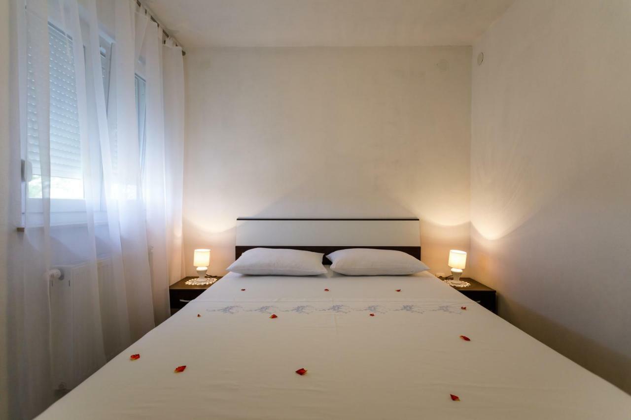 Apartman Dobrila Vrh  Екстериор снимка