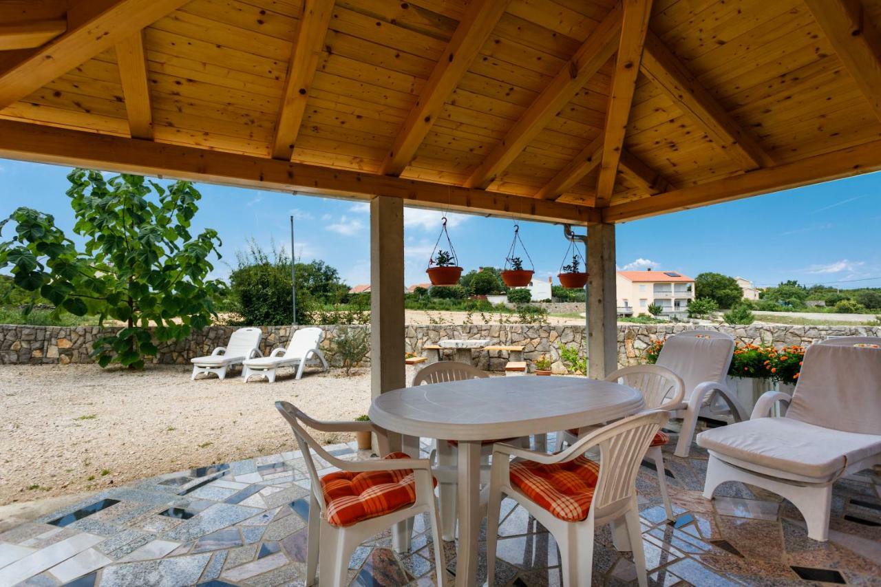 Apartman Dobrila Vrh  Екстериор снимка